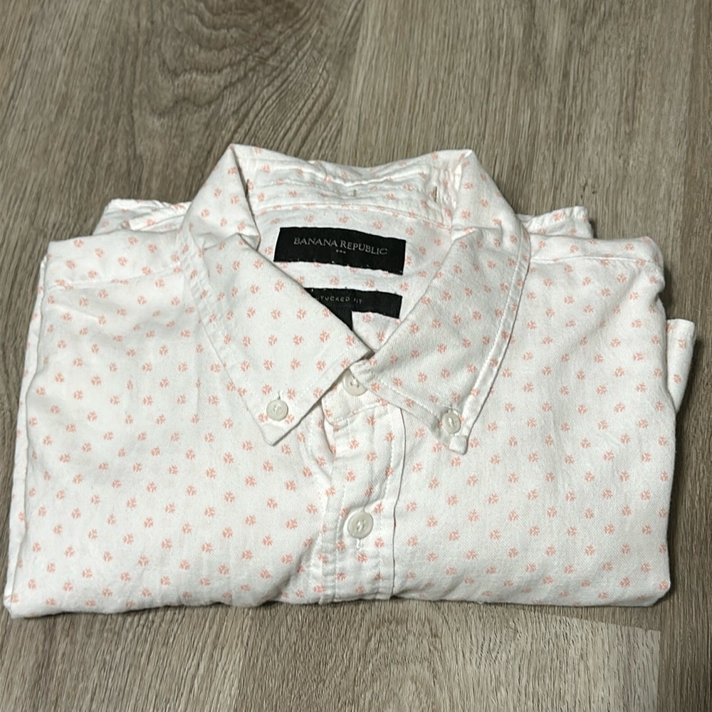 Floral pattern untucked fit shirt by Banana Republic Factory